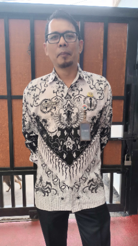 Danu Triatna, S.Pd. - Guru Sejarah